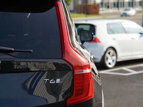 Used 2016 Volvo XC90 T6 image 27