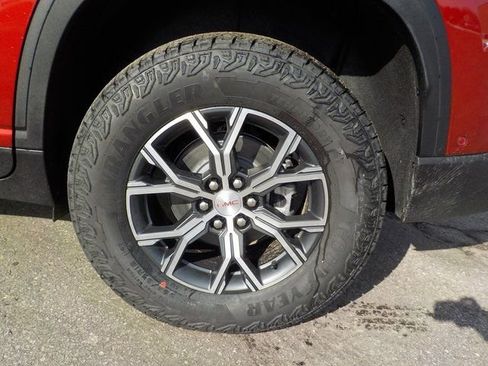 New 2026 GMC Acadia AT4 w/ Super Cruise Package image 10