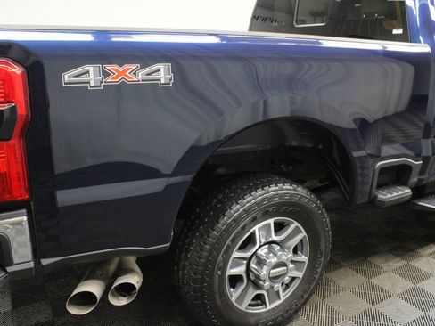 Used 2023 Ford F350 Lariat AWD/4WD image 42