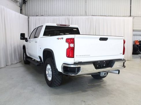 Used 2024 Chevrolet Silverado 2500 LTZ AWD/4WD image 25