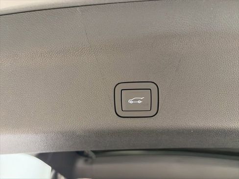 New 2026 Chevrolet Tahoe High Country AWD/4WD image 16