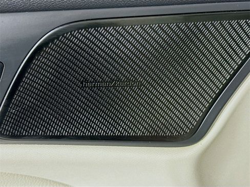 Used 2020 Volvo S60 T6 Momentum image 12