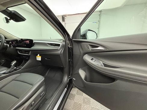 New 2026 Buick Encore GX Avenir w/ Avenir Technology Package image 35