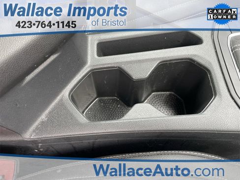 Certified 2025 Volkswagen Jetta SE image 27