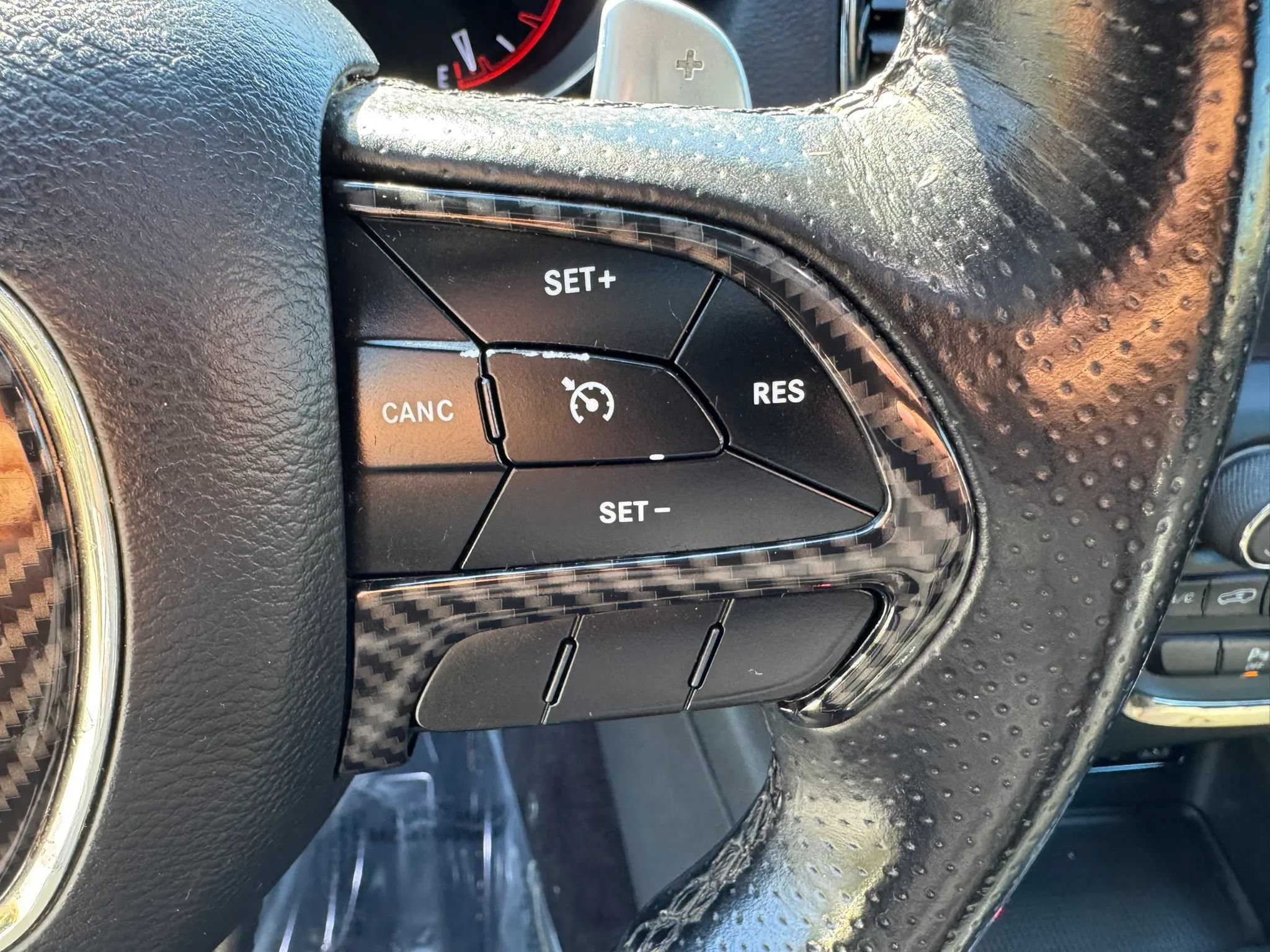 Used 2018 Dodge Durango R/T w/ Blacktop Package AWD/4WD image 20