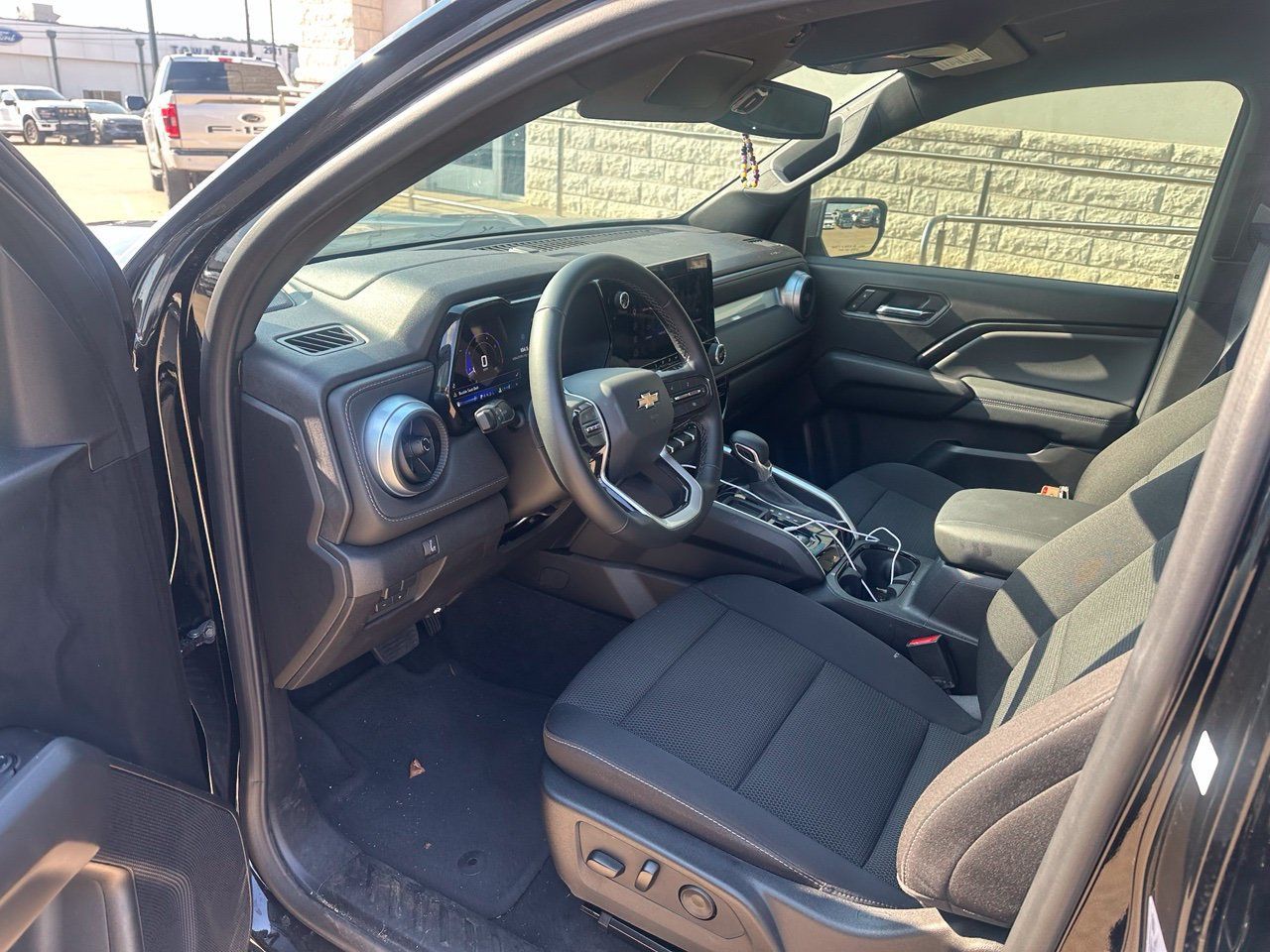 Used 2026 Chevrolet Colorado LT w/ Advanced Trailering Package RWD image 9