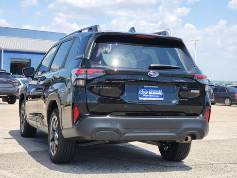 New 2026 Subaru Forester Premium AWD/4WD image 3