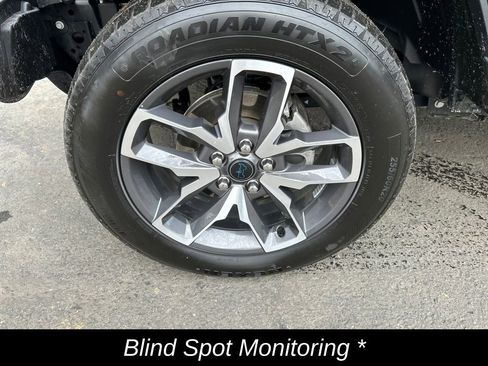 Used 2024 Jeep Wrangler Unlimited w/ Convenience Group image 10