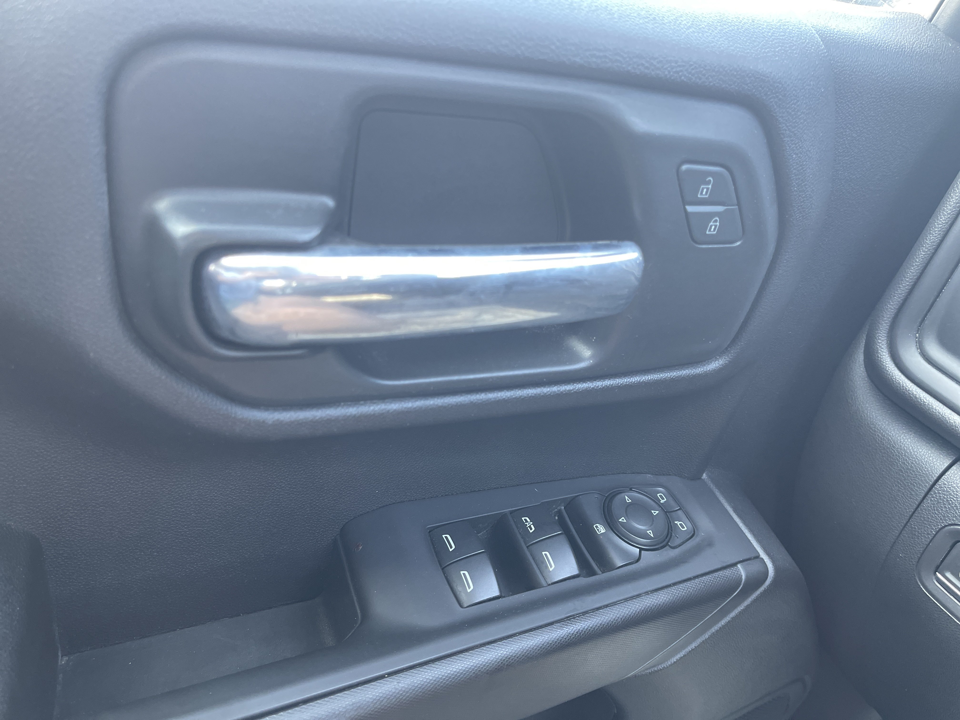 Used 2024 Chevrolet Silverado 1500 Custom RWD image 22