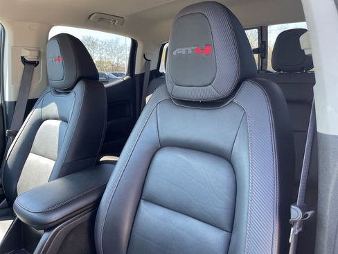 Used 2022 GMC Canyon AT4 w/ Trailering Package image 7