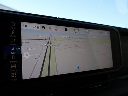 Used 2024 Jeep Gladiator Mojave w/ Technology Group image 34