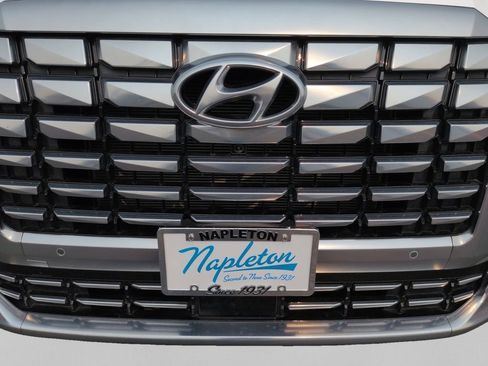 Used 2024 Hyundai Palisade Calligraphy AWD/4WD image 11