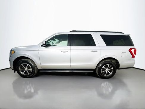 Used 2019 Ford Expedition Max XLT w/ Equipment Group 202A AWD/4WD image 4