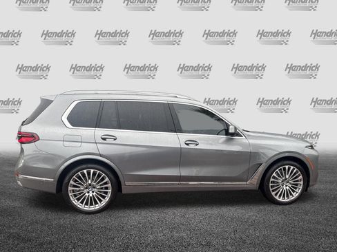 Used 2026 BMW X7 xDrive40i AWD/4WD image 11
