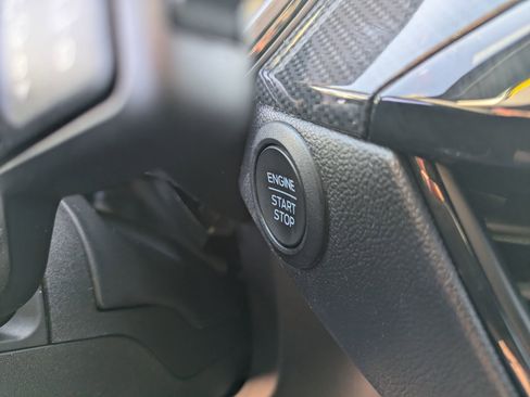 Certified 2025 Ford Escape ST-Line Elite image 21