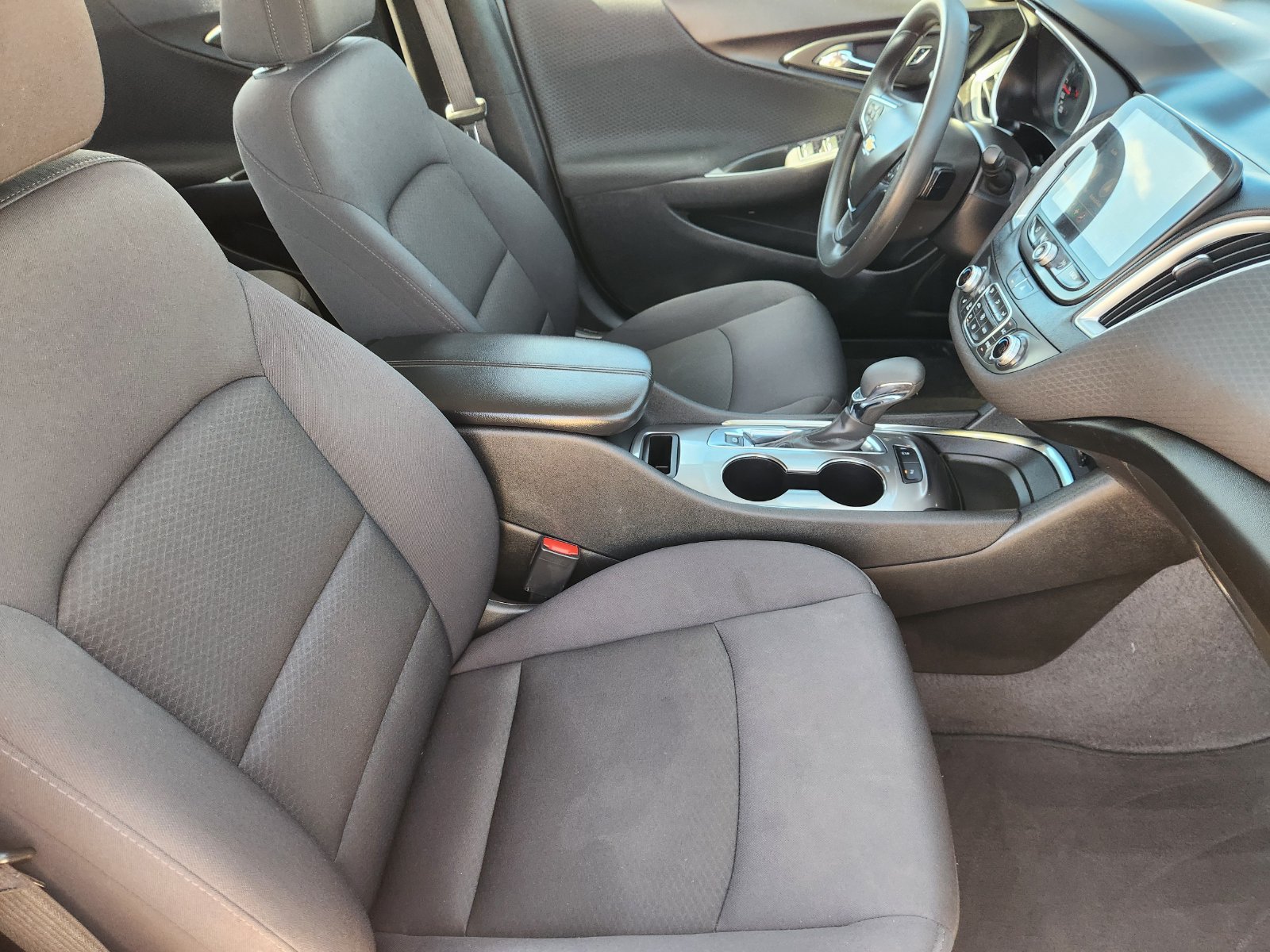 Used 2024 Chevrolet Malibu LT FWD image 17