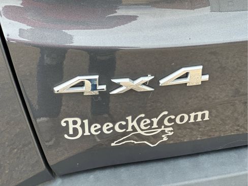 Used 2022 Jeep Renegade Latitude w/ Convenience Group image 17