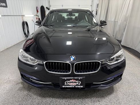 Used 2018 BMW 330i xDrive Sedan image 2