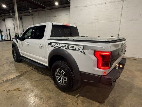 Used 2018 Ford F150 Raptor w/ Equipment Group 802A Luxury image 4
