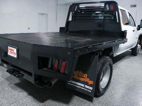 Used 2024 Chevrolet Silverado 3500 W/T AWD/4WD image 8