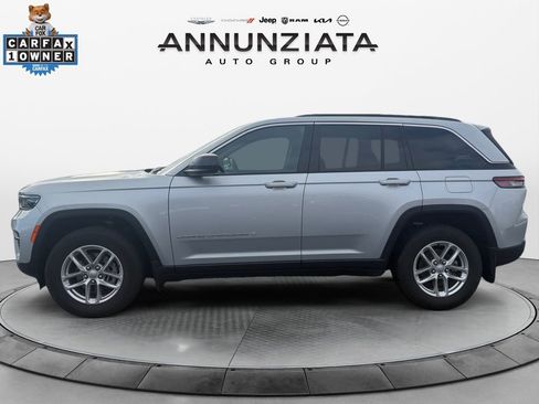 Certified 2025 Jeep Grand Cherokee Laredo X w/ Luxury Tech Group I AWD/4WD image 2