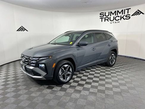 Used 2025 Hyundai Tucson SEL AWD/4WD image 3