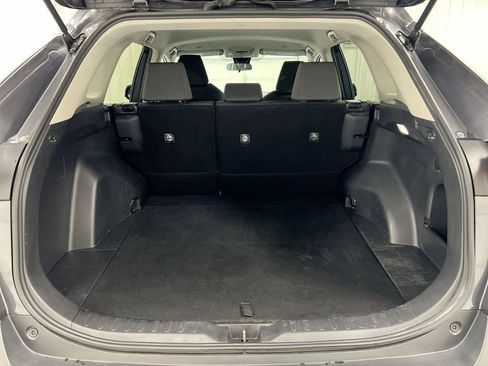 Used 2024 Toyota RAV4 XLE FWD image 24