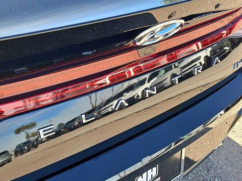 Certified 2022 Hyundai Elantra Limited w/ Cargo Package image 12