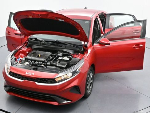 Used 2022 Kia Forte LXS FWD image 37
