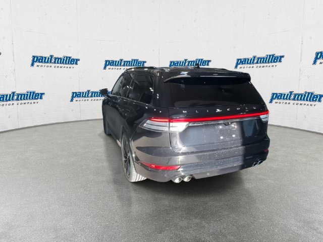 Used 2024 Lincoln Aviator Reserve w/ Jet Package AWD/4WD image 9