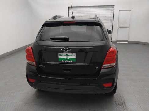 Used 2020 Chevrolet Trax LT w/ Driver Confidence Package FWD image 7