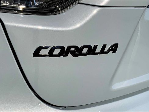 Used 2022 Toyota Corolla XSE w/ Carpet Mat Package (TMS) FWD image 30
