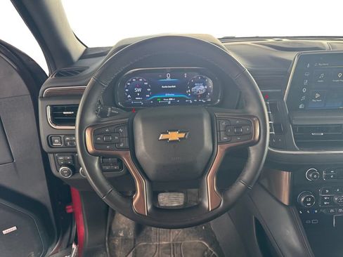 Used 2024 Chevrolet Suburban High Country AWD/4WD image 13