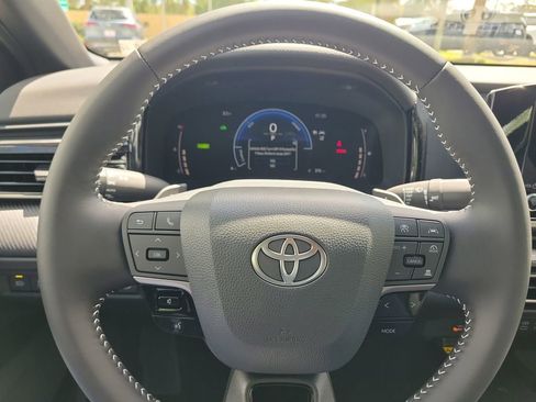 New 2026 Toyota Camry SE image 8