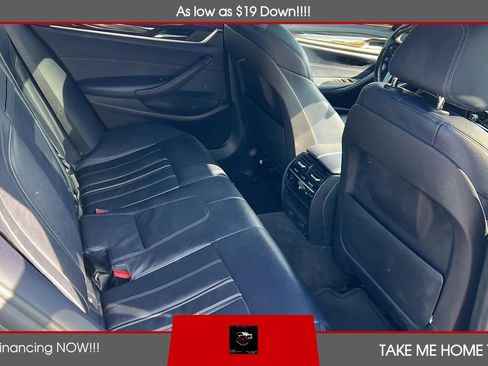 Used 2019 BMW 530i xDrive w/ Convenience Package image 10