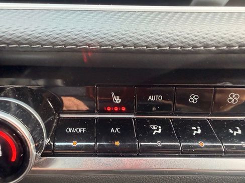 Used 2026 Chevrolet Equinox LT w/ Convenience Package II AWD/4WD image 25