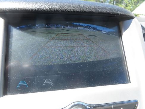 Used 2018 Chevrolet Cruze LS image 17