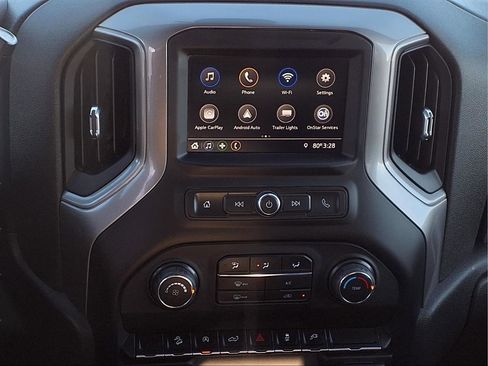 Used 2022 Chevrolet Silverado 1500 Custom Trail Boss w/ Safety Confidence Package image 8