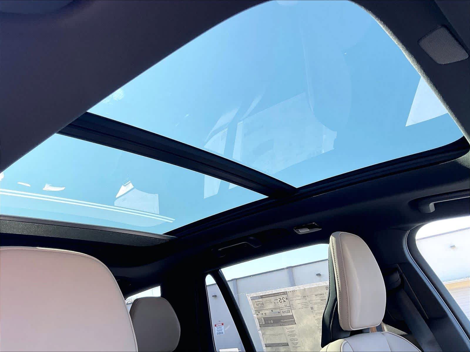New 2027 Volvo XC90 B5 Core AWD/4WD image 30
