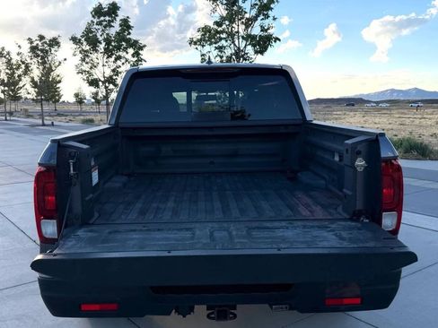 Used 2019 Honda Ridgeline RTL image 9