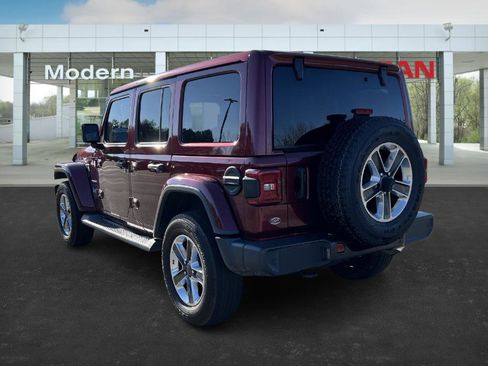 Used 2021 Jeep Wrangler Unlimited Sahara image 3