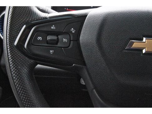 Used 2024 Chevrolet Trax LS w/ LS Convenience Package FWD image 18