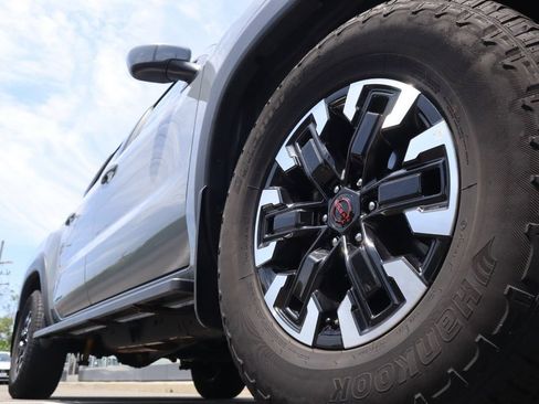 Certified 2024 Nissan Frontier PRO-4X w/ Off-Road Protection Package AWD/4WD image 10