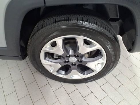 Used 2021 Jeep Compass Limited AWD/4WD image 8