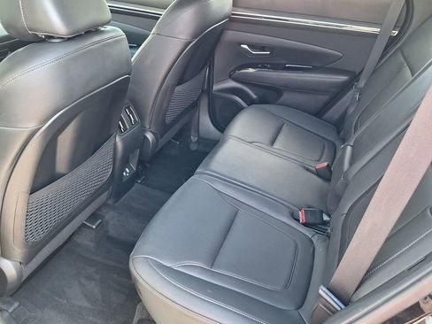 Certified 2023 Hyundai Tucson Limited FWD image 11