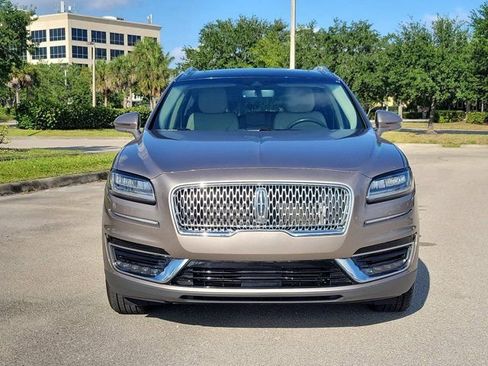 Used 2020 Lincoln Nautilus Reserve FWD image 2