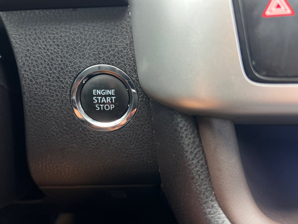 Used 2015 Toyota Highlander Limited Platinum AWD/4WD image 34