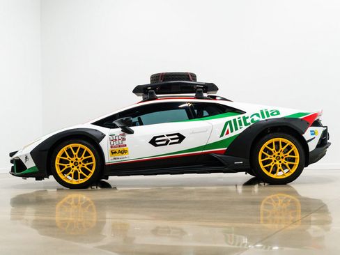Used 2024 Lamborghini Huracan Sterrato AWD/4WD image 94