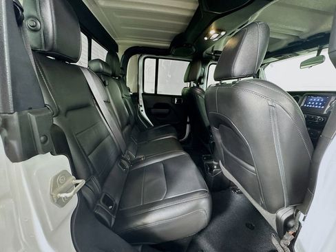 Used 2023 Jeep Gladiator Sport image 31