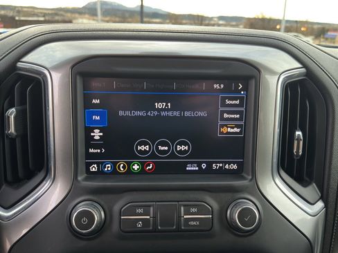 Certified 2019 Chevrolet Silverado 1500 RST image 26